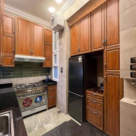 Authentic 3Br Apartment In Downtown, Cairo Exterior photo