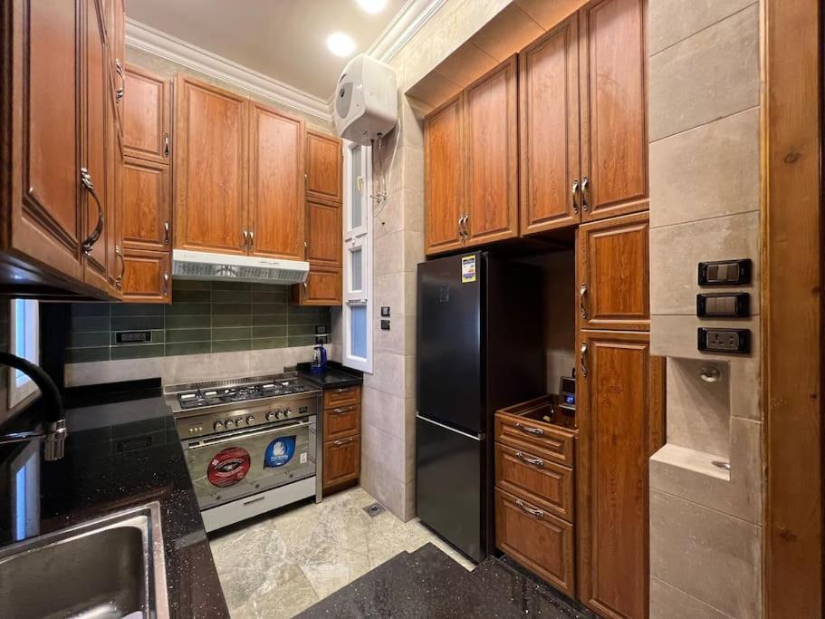 Authentic 3Br Apartment In Downtown, Cairo Exterior photo